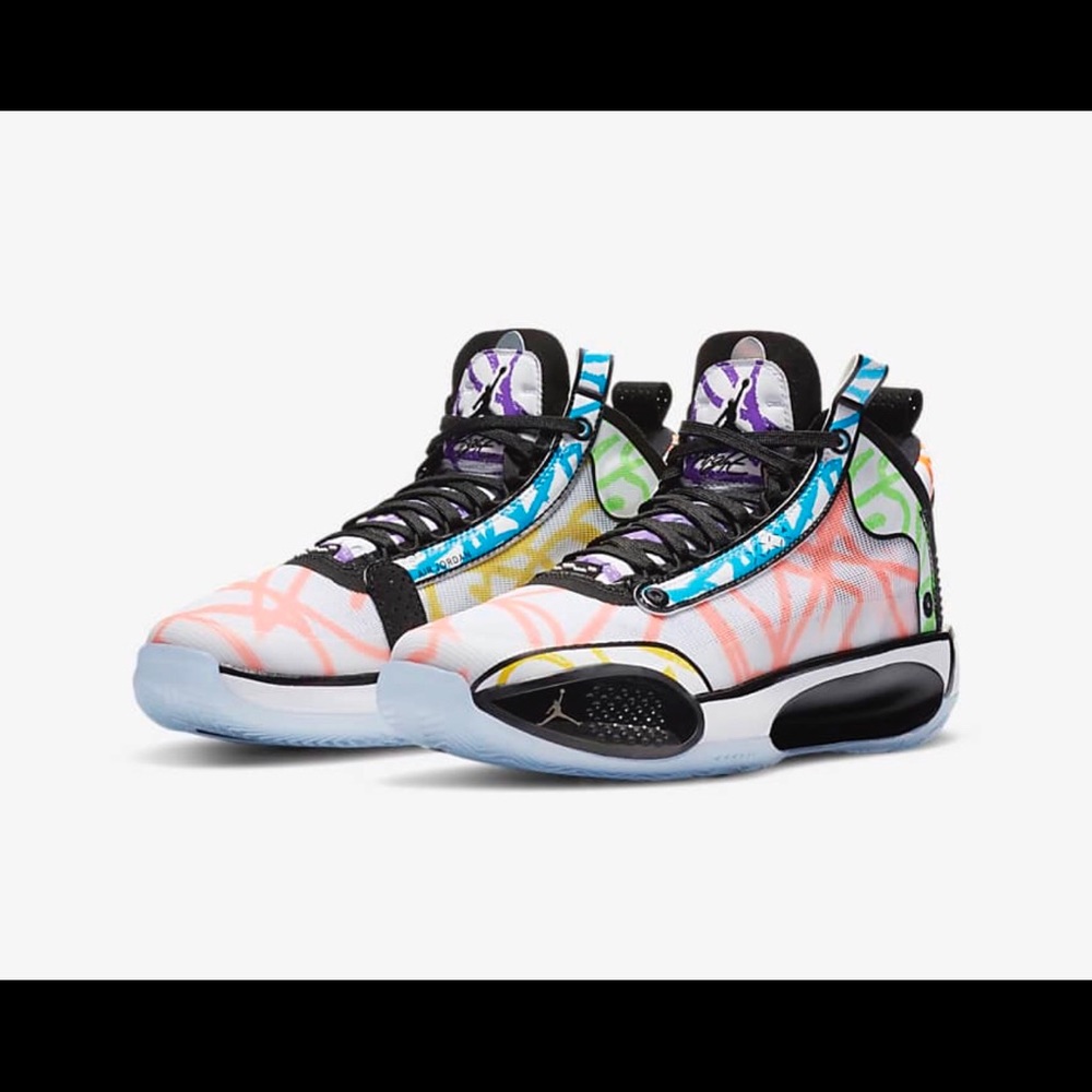 Noah Jordan 34 Noah  size 4.5y or 6 women